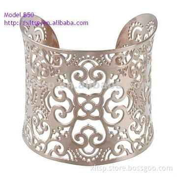 Rose Golden Jewelry B50